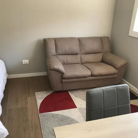 White House 4 Apartment